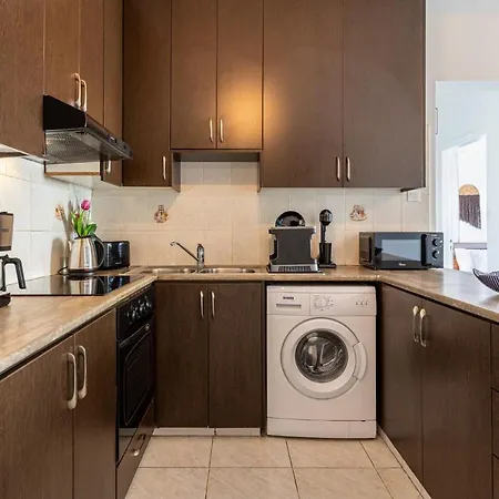 Araminta 2-bedroom In * ラルナカ