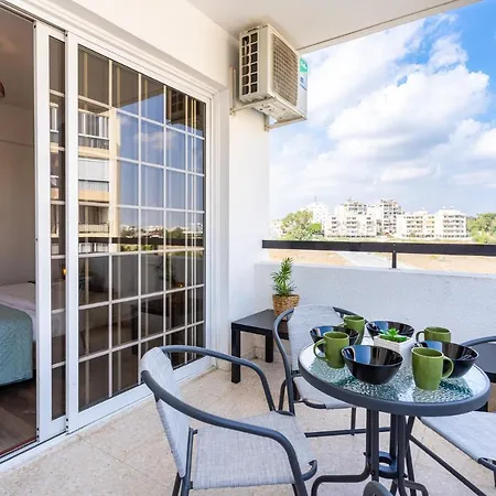 Daire Araminta 2-bedroom In *